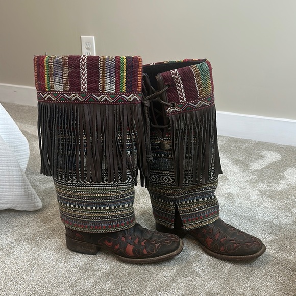 Colorful Fringe Western Boot Rugs - Picture 2 of 2